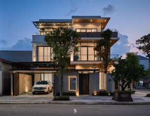 FLY VILLA